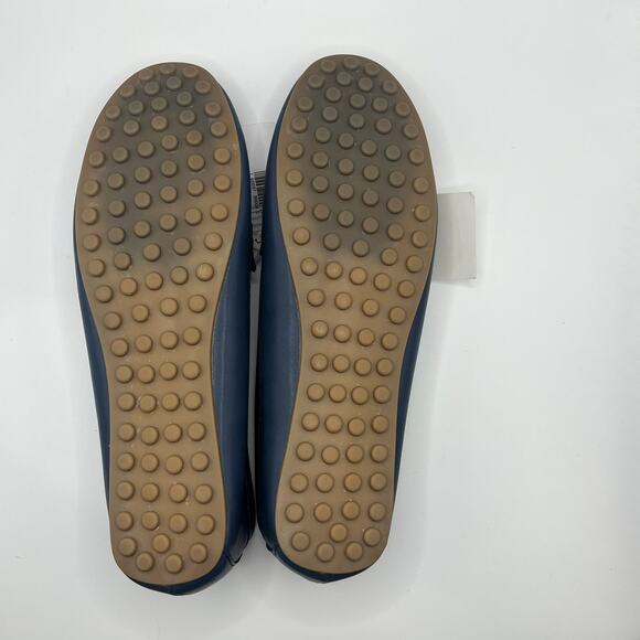 Old Navy Women’s Faux Leather Loafers – Bundle Mustard Yellow & Navy Blue Size 8 - Picture 6 of 10